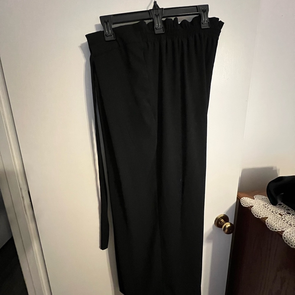 Women’s black wide leg pants two side front pockets, tie belted high waist